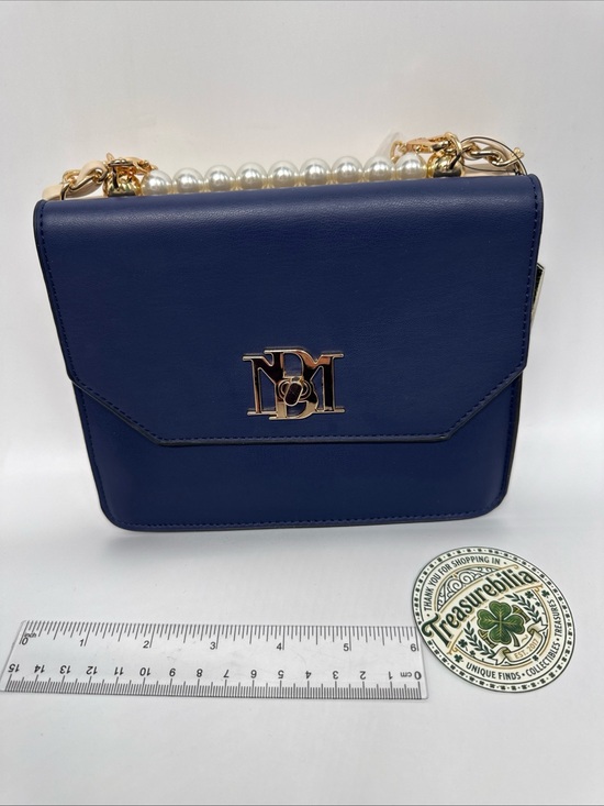 Badgley Mischka Handbags - Badgley Mischka Home Navy/white Double Crossbody with Pearl/gold Handle